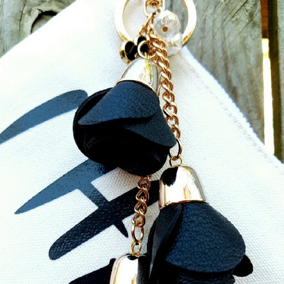 I hate Monday tassled pouch - Picture 3 of 4